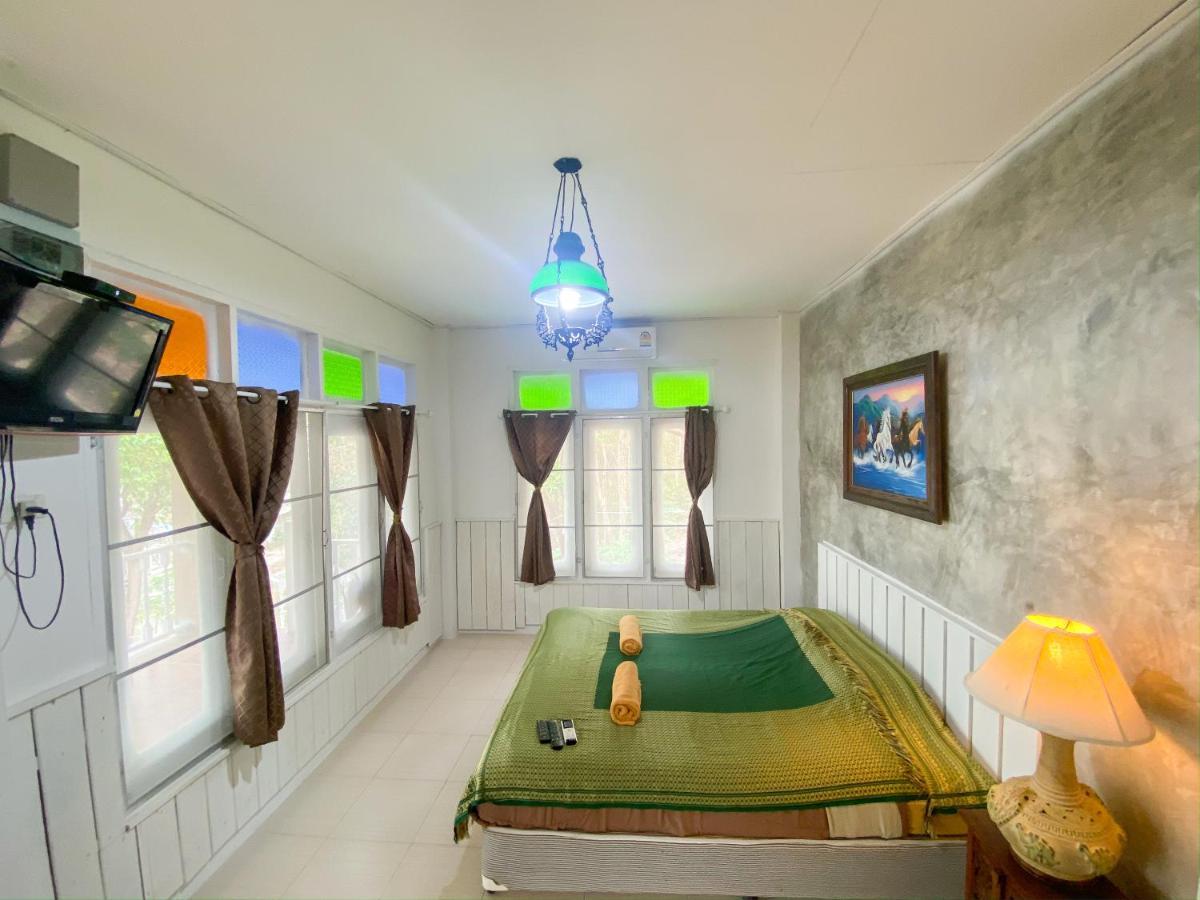 Banthaisangthain Resort Ко-Самед Экстерьер фото